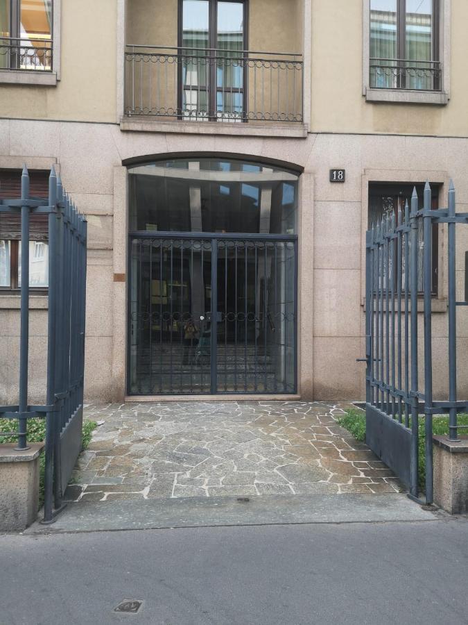 La Casa Colorata - Flats In Milan - Porta Romana Ngoại thất bức ảnh
